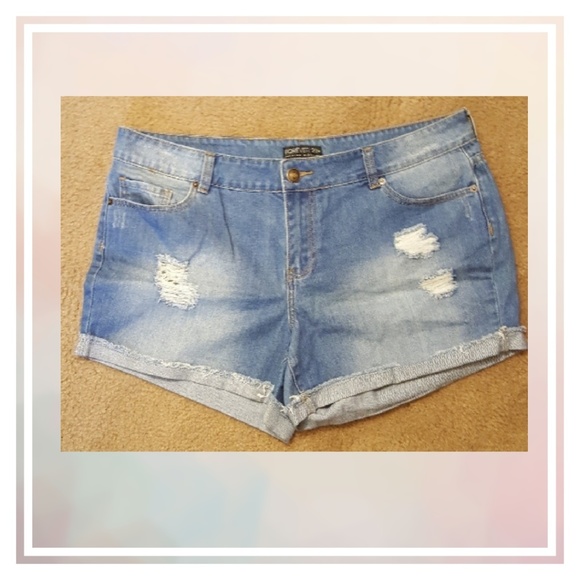 size 13 in forever 21 jeans